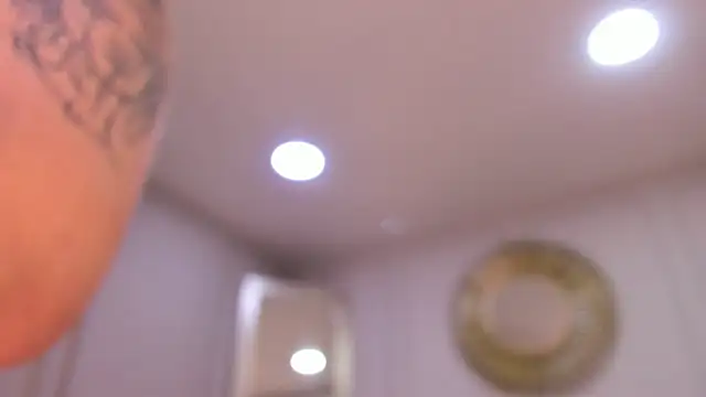 CharlotteBrownn  online show from 01/07/26, 04:39