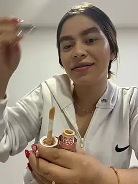 CharlotteBrownn  online show from 02/21/26, 02:46