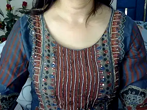Rumi cute online show from 05/12/26, 01:39