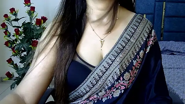 Snapshot of Rumi_cute chatting on 06/22/26, 05:21 Rumi cute online show from 06/22/26, 05:21