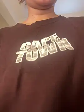 Rumi cute online show from 04/16/26, 08:53