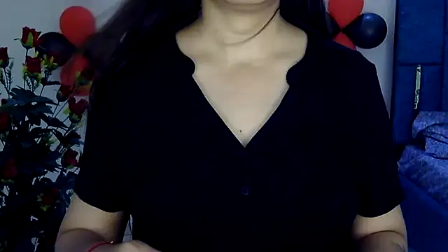 Snapshot of Rumi_cute chatting on 07/14/26, 04:46 Rumi cute online show from 07/14/26, 04:46