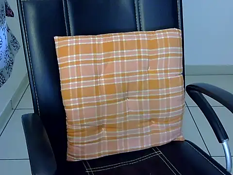 Rumi cute online show from 11/09/25, 12:09