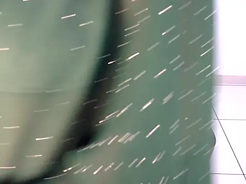 Rumi cute online show from 12/15/25, 10:32