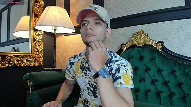 AlessandroKiing online show from 04/11/26, 07:06