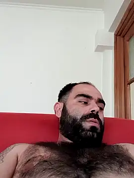 Snapshot of body02081 chatting on 09/23/25, 11:28 body02081 online show from 09/23/25, 11:28