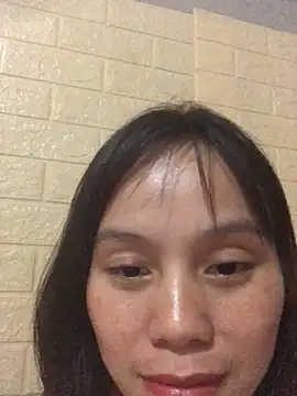 Snapshot of QuingLin chatting on 09/18/25, 05:49 QuingLin online show from 09/18/25, 05:49