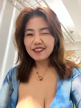 feifei 521 online show from 11/11/25, 02:34