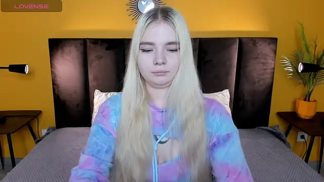 RuthBryant online show from 11/23/25, 12:31