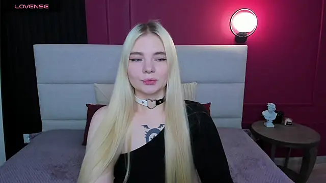 RuthBryant online show from 11/18/25, 12:37