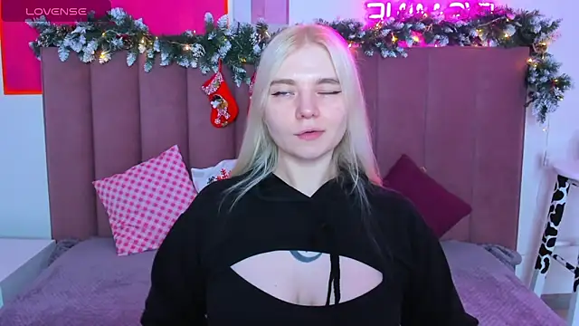 RuthBryant online show from 12/16/25, 12:37