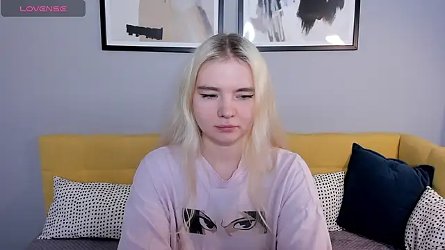 RuthBryant online show from 11/14/25, 01:20