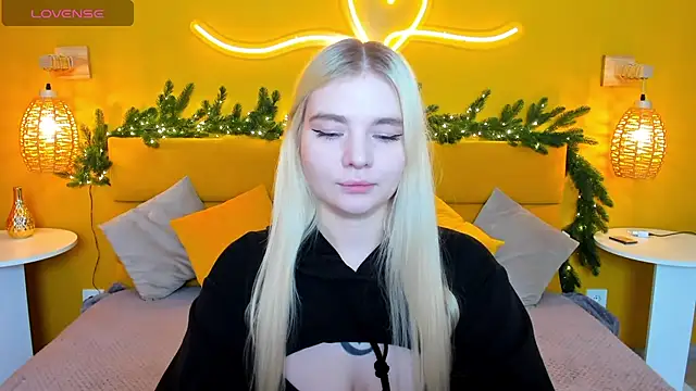 RuthBryant online show from 11/29/25, 12:33