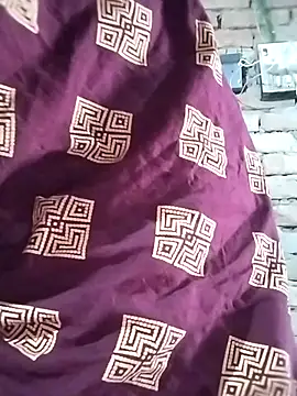 rani8008 online show from 09/30/25, 06:52