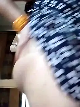 rani8008 online show from 10/08/25, 06:37