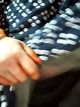 rani8008 online show from 10/25/25, 06:45