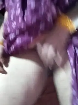 rani8008 online show from 10/24/25, 05:50