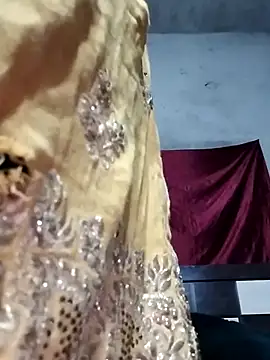 rani8008 online show from 02/19/26, 01:57