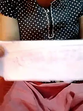 rani8008 online show from 02/21/26, 01:51