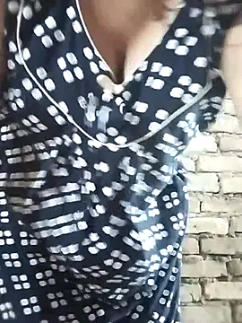 rani8008 online show from 09/28/25, 06:42