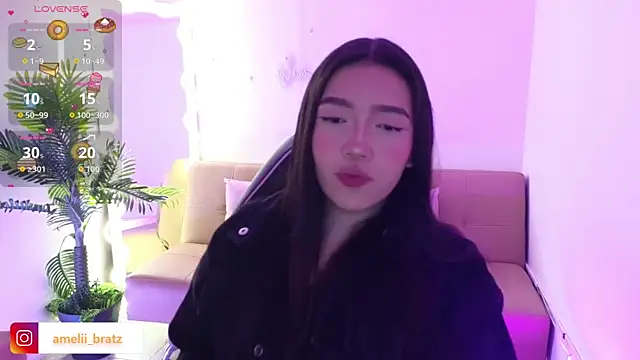 Snapshot of Ameliiaa_tay chatting on 12/04/25, 11:42 Ameliiaa tay online show from 12/04/25, 11:42