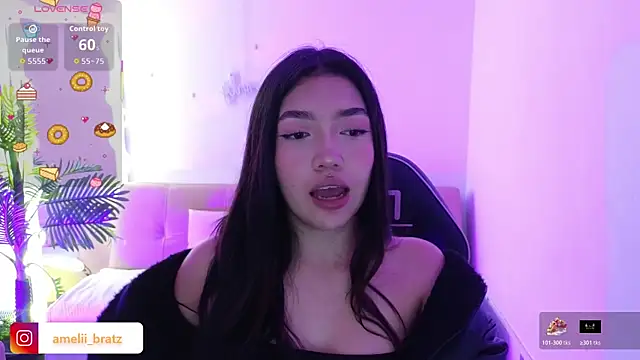 Snapshot of Ameliiaa_tay chatting on 11/12/25, 11:36 Ameliiaa tay online show from 11/12/25, 11:36