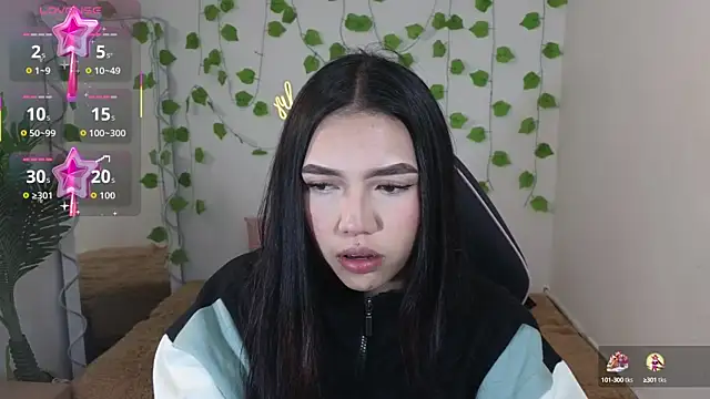 Snapshot of Ameliiaa_tay chatting on 09/11/25, 11:32 Ameliiaa tay online show from 09/11/25, 11:32