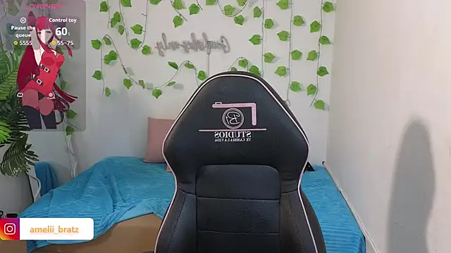 Snapshot of Ameliiaa_tay chatting on 09/26/25, 11:39 Ameliiaa tay online show from 09/26/25, 11:39