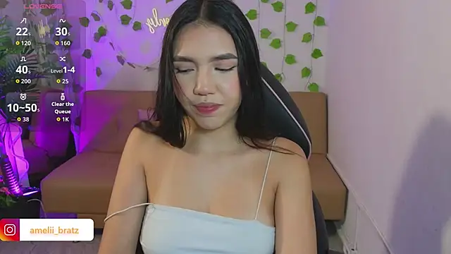 Snapshot of Ameliiaa_tay chatting on 09/20/25, 11:48 Ameliiaa tay online show from 09/20/25, 11:48