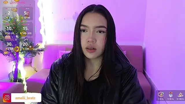 Snapshot of Ameliiaa_tay chatting on 11/21/25, 11:31 Ameliiaa tay online show from 11/21/25, 11:31