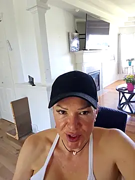 Sugarloveless online show from 04/09/26, 07:31