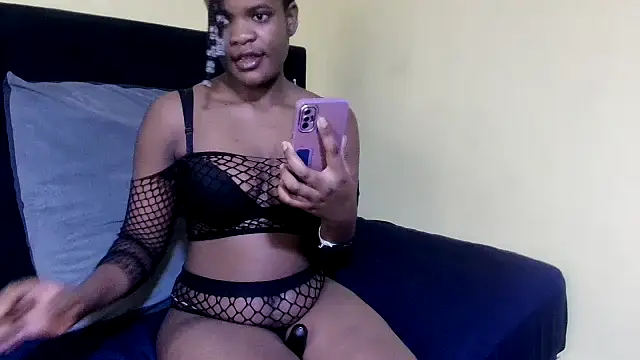 SweetTitties21 online show from 11/03/25, 03:48