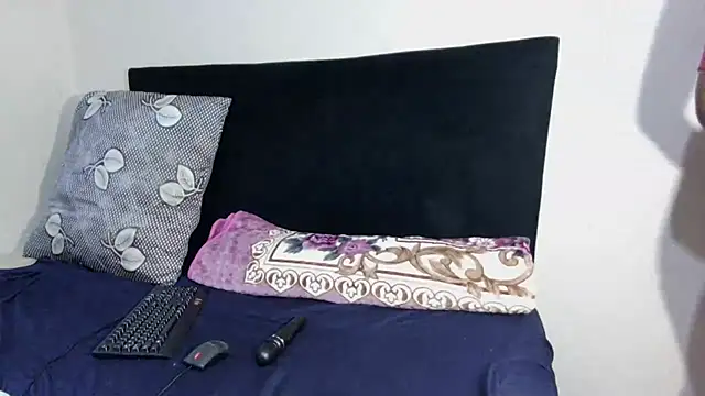 SweetTitties21 online show from 06/30/26, 07:25
