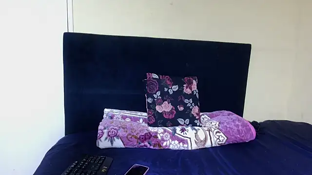 SweetTitties21 online show from 05/22/26, 05:55