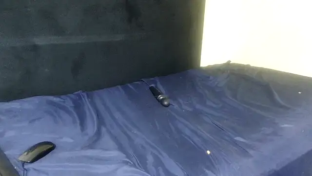 SweetTitties21 online show from 01/08/26, 08:48