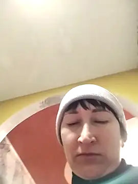 Funny Karina online show from 12/19/25, 08:49