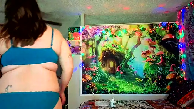 Princess  Kitty   online show from 10/21/25, 08:08