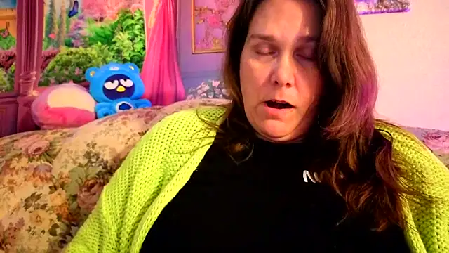 Princess  Kitty   online show from 11/30/25, 10:54