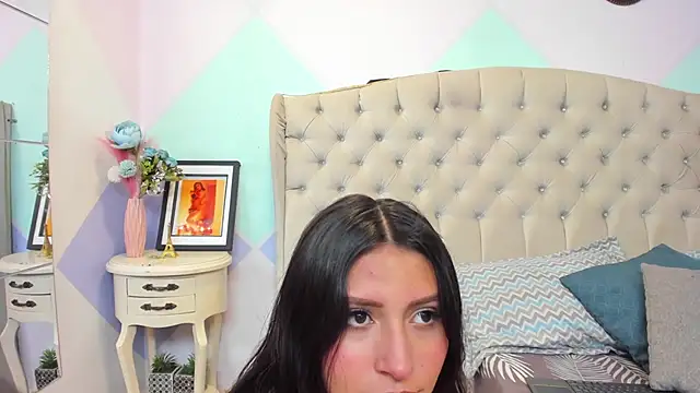 Snapshot of ZaharaSkylar chatting on 12/01/25, 11:55 ZaharaSkylar online show from 12/01/25, 11:55