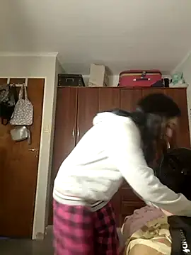 missapril0101 online show from 04/07/26, 02:35