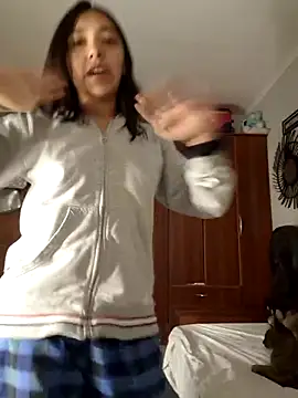 missapril0101 online show from 04/10/26, 03:02