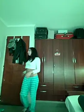 missapril0101 online show from 07/22/26, 04:36