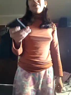 missapril0101 online show from 06/11/26, 06:49