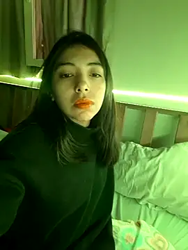 missapril0101 online show from 05/29/26, 12:55