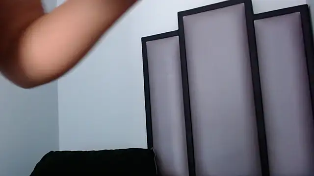 Lucy-23 online show from 11/09/25, 05:17