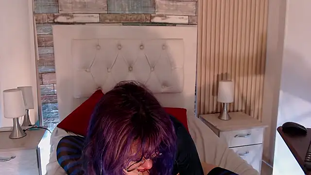 rihonna hs8 online show from 11/13/25, 03:43