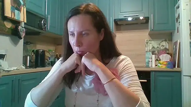 ALICAINWONDERLAND online show from 11/09/25, 06:56