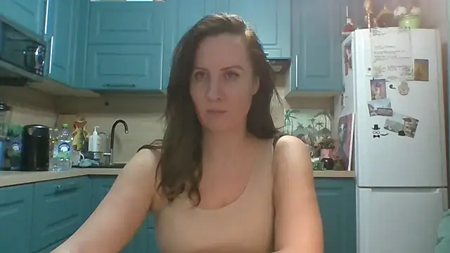 ALICAINWONDERLAND online show from 04/01/26, 09:12