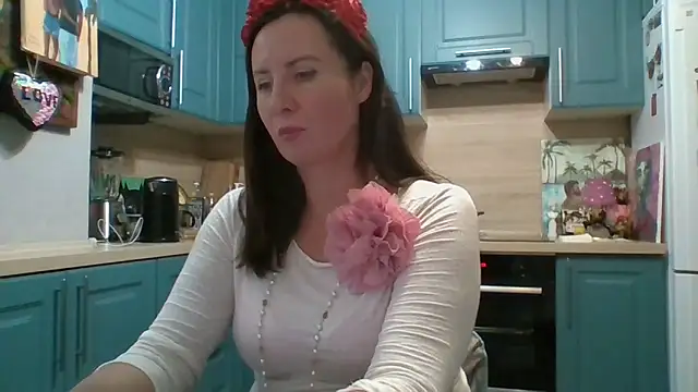 ALICAINWONDERLAND online show from 11/01/25, 04:56