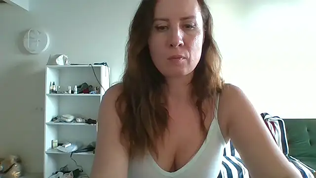 ALICAINWONDERLAND online show from 06/21/26, 03:40